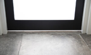 tochtstrip onder deurkier
