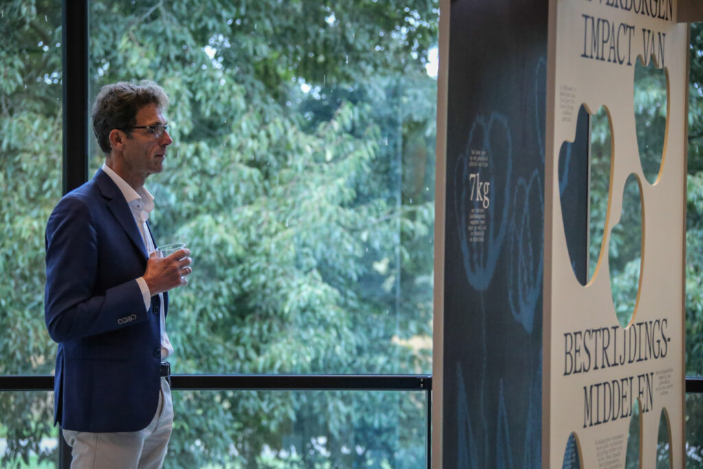 Tentoonstelling Verborgen impact van bestrijdingsmiddelen