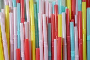 plastic rietjes