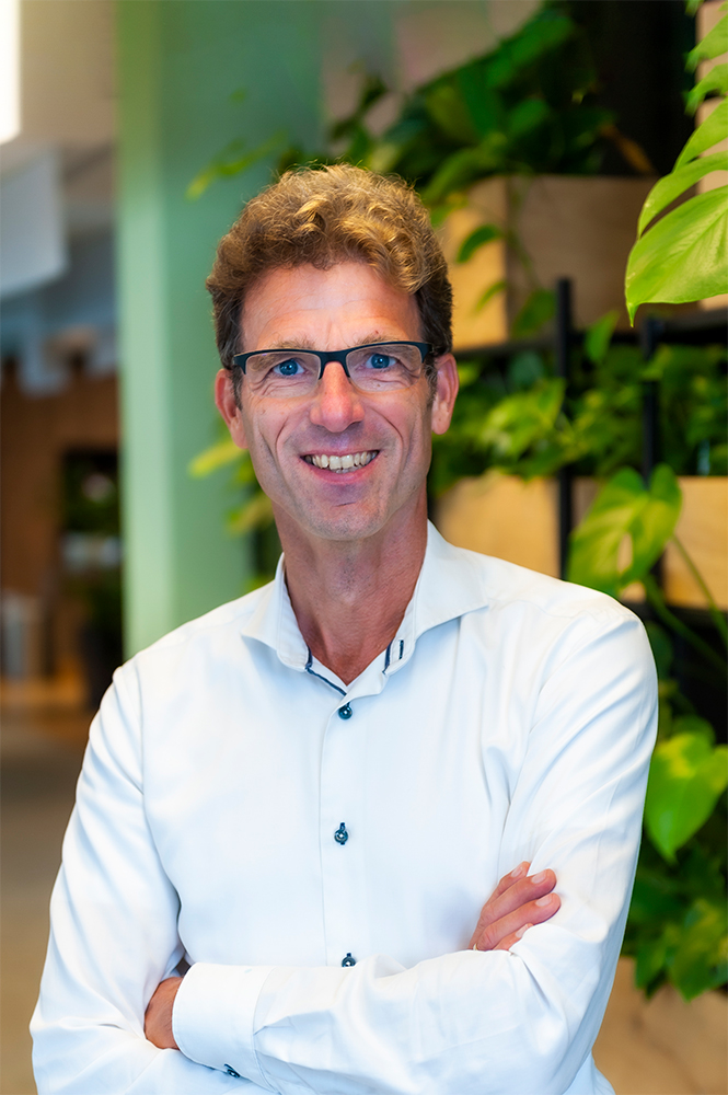 Portretfoto Rob van Tilburg